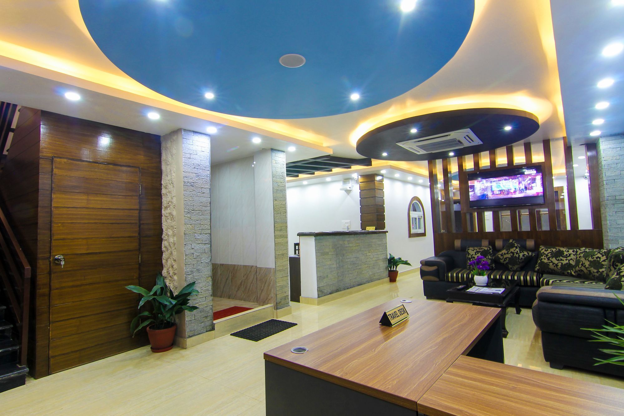 Hotel Lakeside Pokhara Kültér fotó